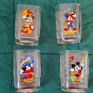 2000 McDonald's  Disney World Celebration, Drinking Glass set of 4  NWOT Vintage
